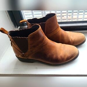 Teva Waterproof Ellery Chelsea Boots